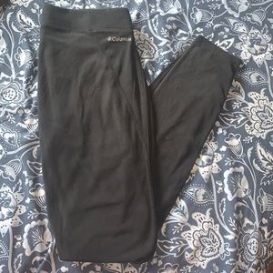 L black Columbia gym pants.